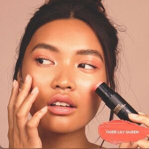 NUDESTIX NUDIES BLOOM - SWEET CHEEKS